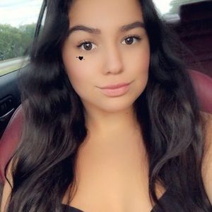 Meet your Posher, Ivey